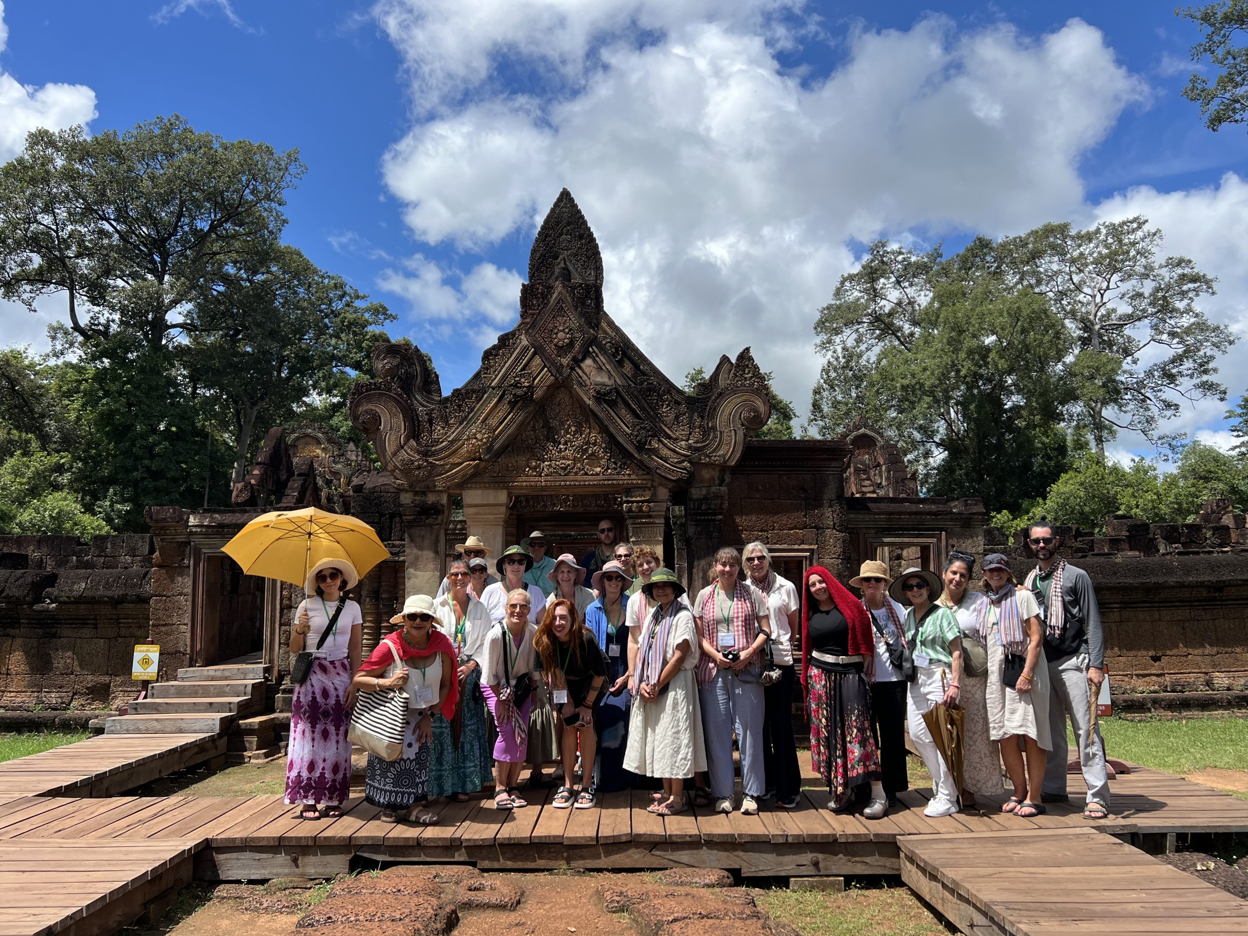 bantey srei temple  crows nest retreats